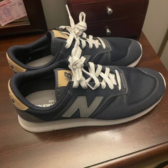 New Balance 420 Size 11 (Worn One Time) - Picture 1 of 3